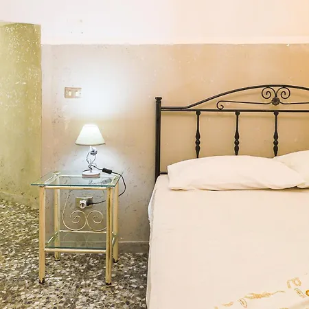 בית נופש Casetta Gallo By Casa Di Marco גאליפולי