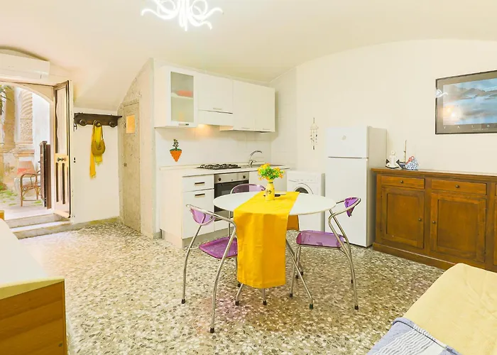 בית נופש Casetta Gallo By Casa Di Marco *